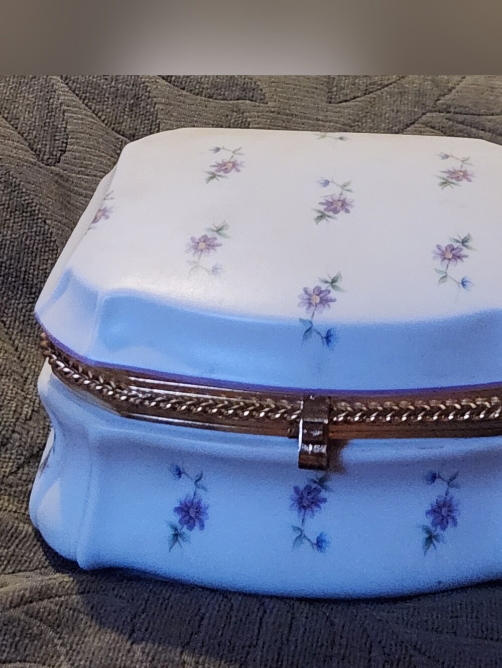 Mystery Jewelry Box - Picture 2 of 2